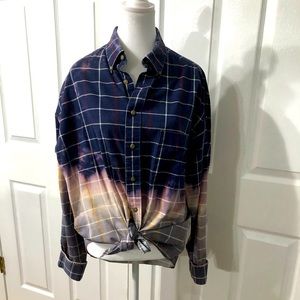 Women’s Large Barn Door Ga tie dye button down cotton navy blue shirt